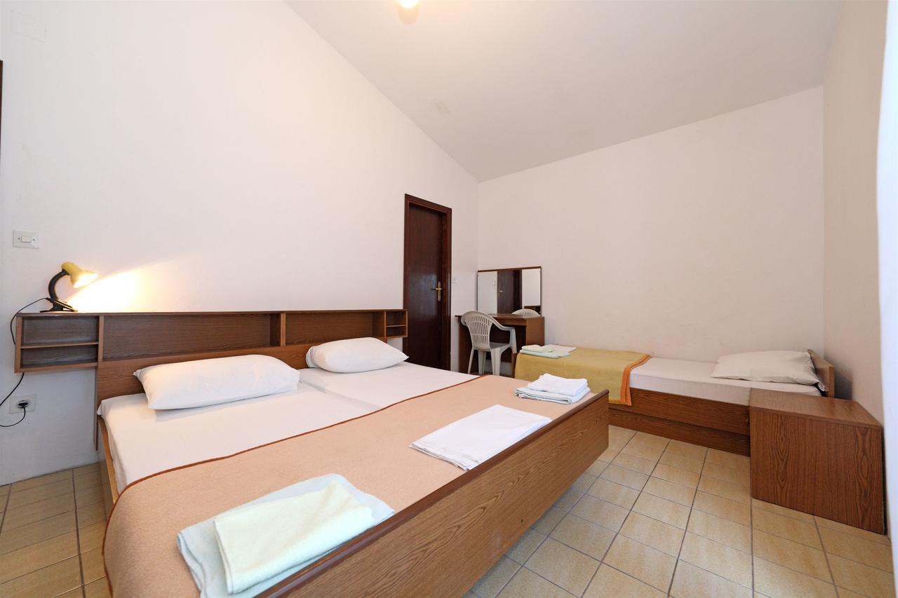 Rooms Jeriko Vodice Eksteriør bilde